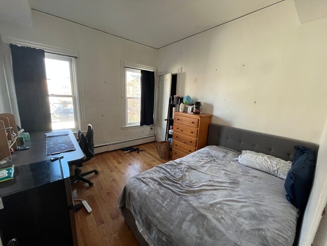 Building Photo - 140 Saint Alphonsus St