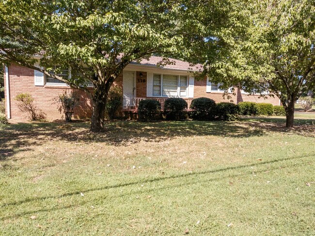 Building Photo - 110 Elk Acre Dr
