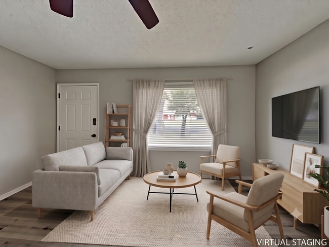 Building Photo - 6649 Meadowlark Dr