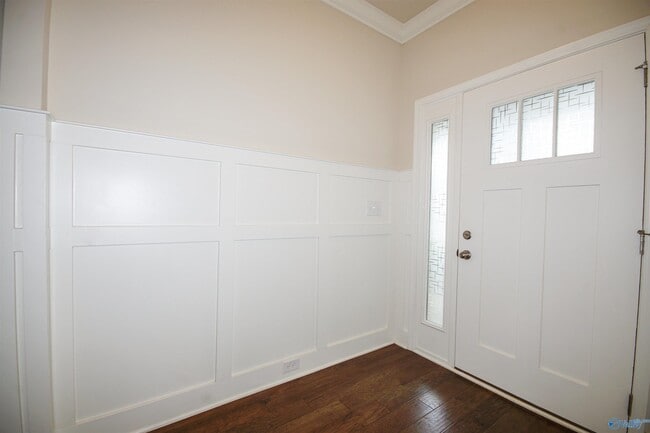 Building Photo - 214 Brighton Park Way