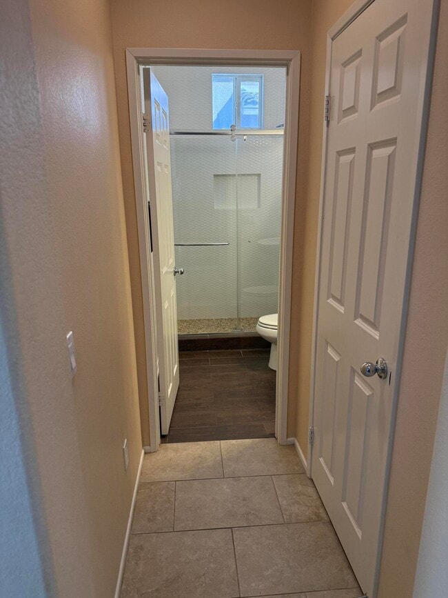 Building Photo - 43426 Lago Brezza Dr