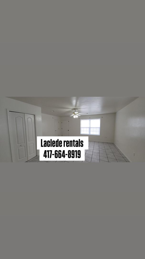 Foto del edificio - 640 Woody Dr
