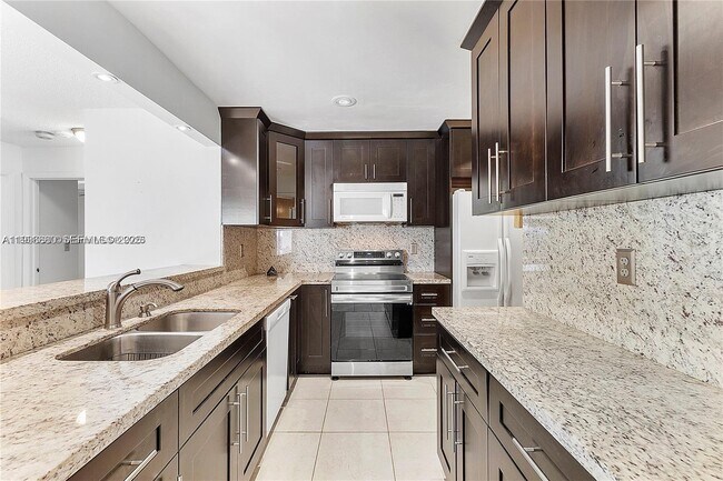 Foto del edificio - 11909 SW 48th Ct