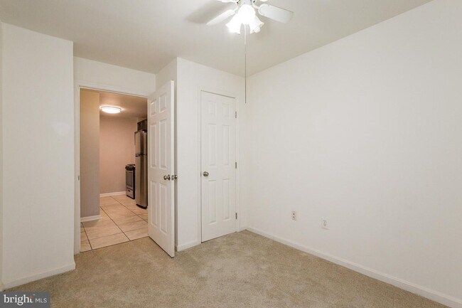 Building Photo - 13900 Farnsworth Ln