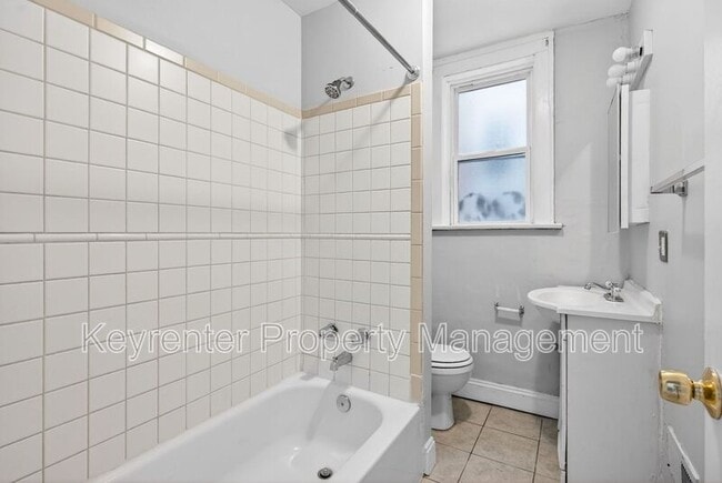 Building Photo - 3166 California Ave