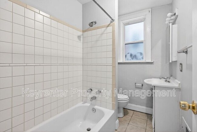 Foto del edificio - 3166 California Ave