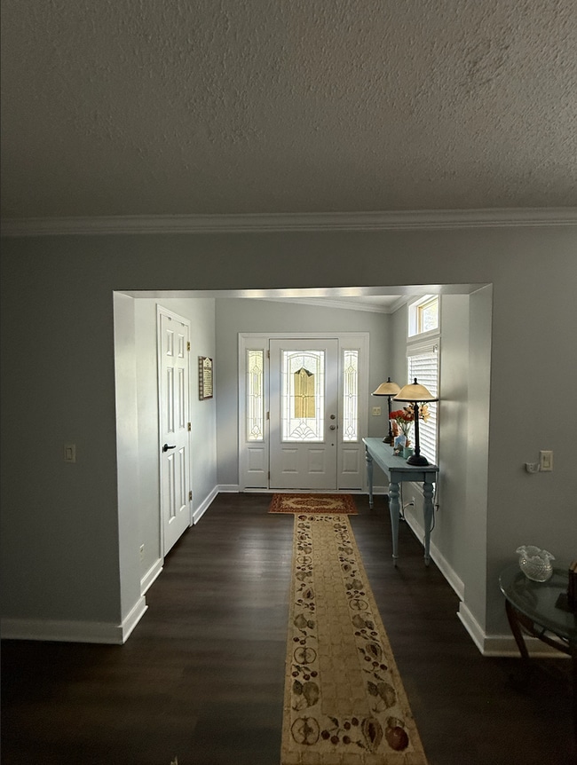 Photo - Updated Country Home – 3 Bed, 2 Bath – 2,5...