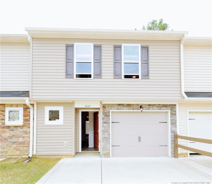 2660 Middle Br Bnd, Fayetteville, NC 28304 Townhome Rentals in