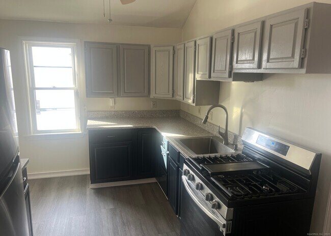 Foto del edificio - 26 Judson Ave