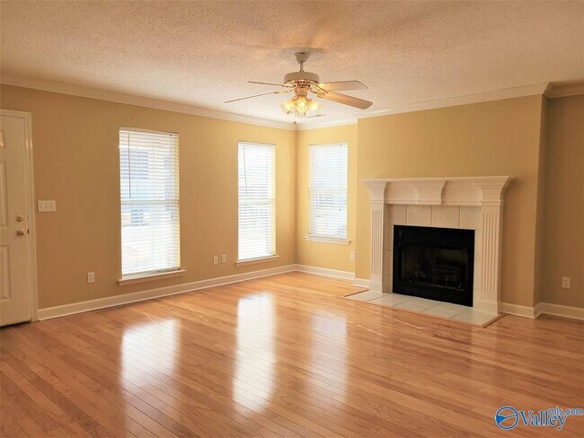 Foto del edificio - 5308 Frankford Dr SE