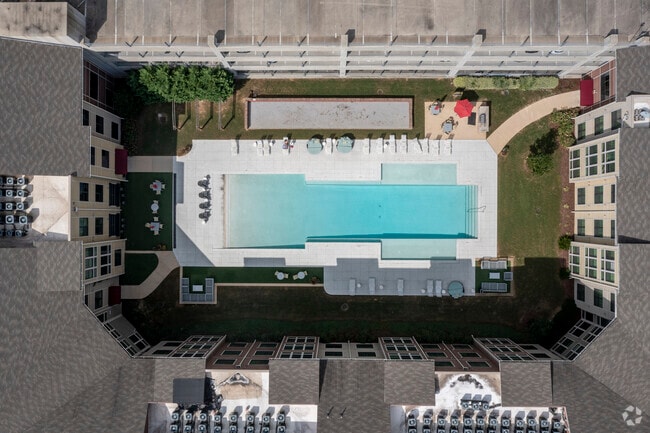 Pool - The Shops at Riverfront Village