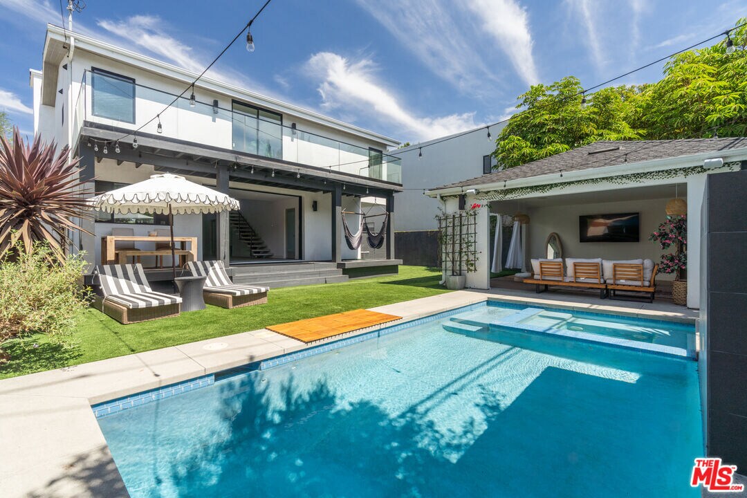 Foto principal - 3207 Thatcher Ave