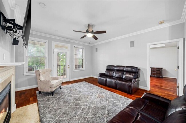 Foto del edificio - 1735 W Peachtree St NE