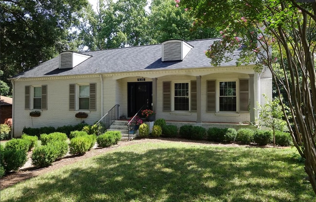 Building Photo - 530 Cooper Dr