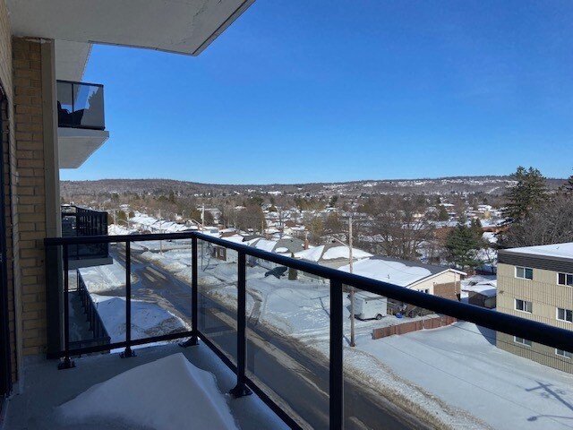 Photo du bâtiment - 821 Douglas St