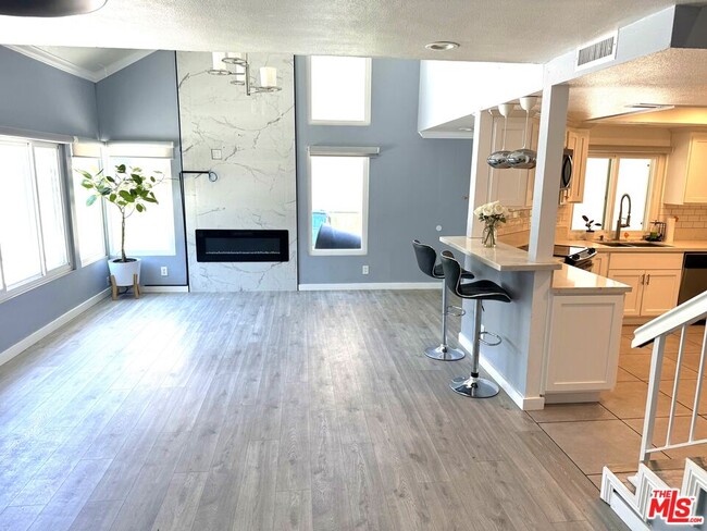 Building Photo - 3712 Carrington Ct