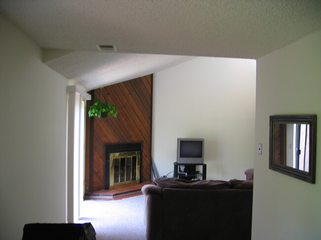 Foto del edificio - 2859 Shadow Creek Dr