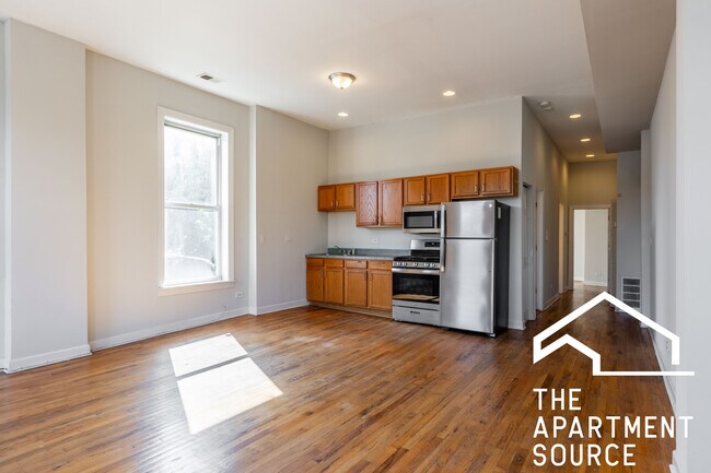 Foto del edificio - 2601 W North Ave