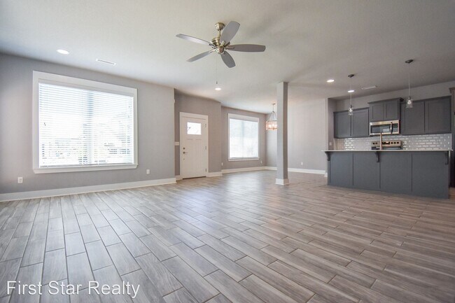 Foto del edificio - 4 br, 3.5 bath House - 748 N Malbec Rd