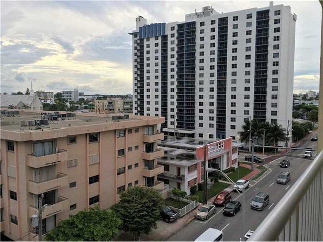 Building Photo - 6855 Abbott Ave