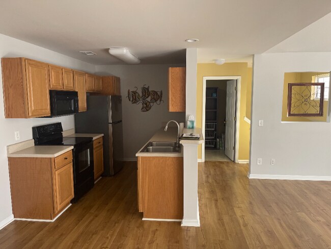 Building Photo - 38 Woodhaven Dr