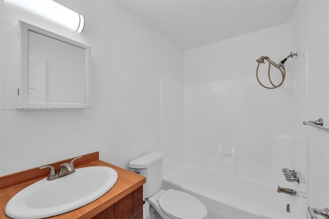 Foto del edificio - 1451 NW 19th St