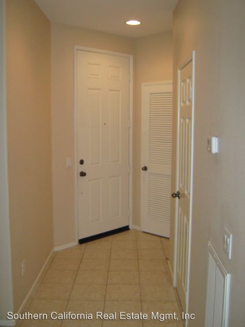 Building Photo - 27022 Victoria Ln