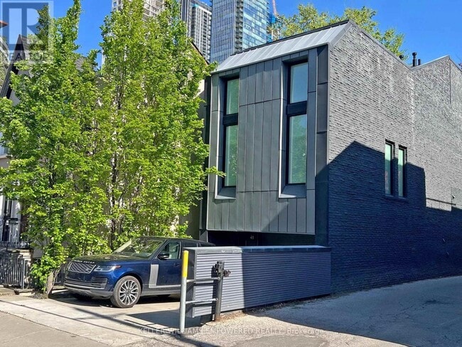 Building Photo - 41 Berryman St