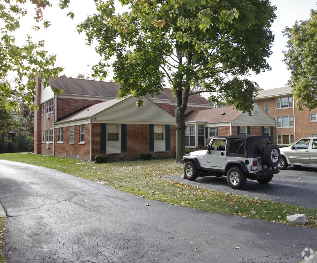 Foto principal - 1337 Woodview Ln