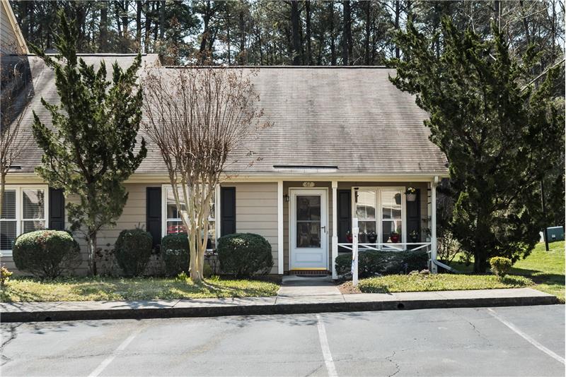Foto principal - 67 Crystal Oaks Ct
