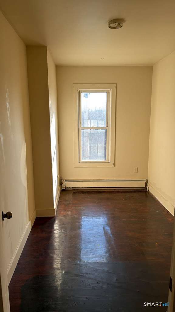 Foto del edificio - 1145 Ogden St Ext