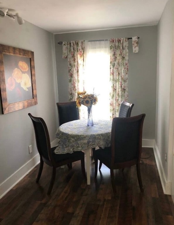 Building Photo - 14 Reynolds Ave