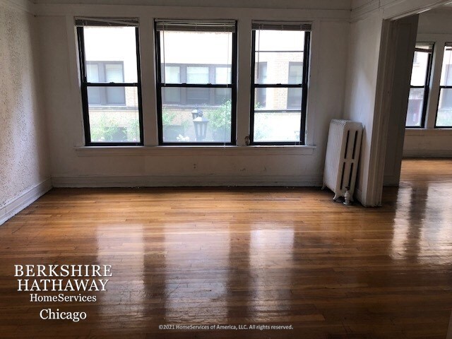 Foto del edificio - 518 W Diversey
