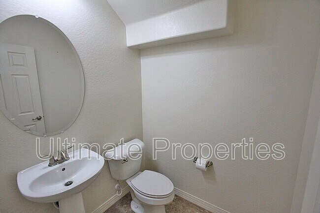 Foto del edificio - 9907 W Louise Dr