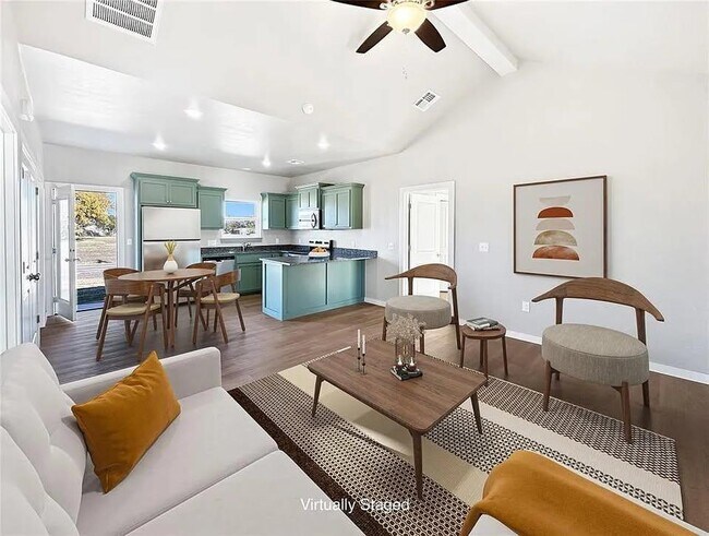 Foto del edificio - 2104 Willow Pl
