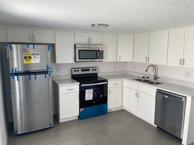 Building Photo - 12279 Fox Hound Ln