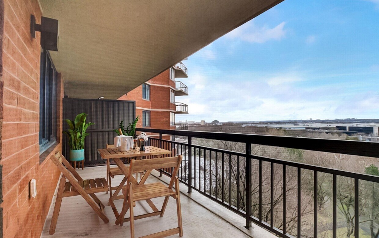 Foto principal - 829 Harmon Cove Tower