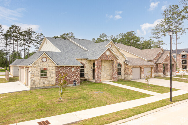 Foto del edificio - Timber Creek Townhomes