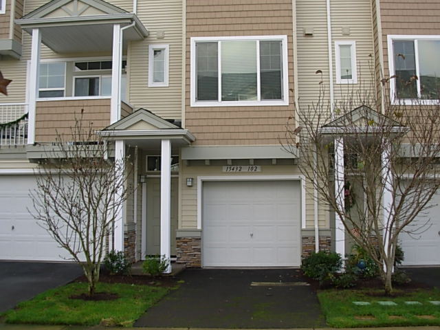 Primary Photo - *$500 OFF First Month's Rent* *New Carpet ...