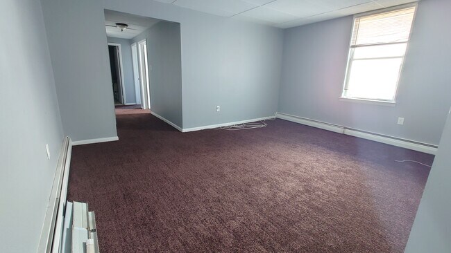 Building Photo - 18 S Forklanding Rd