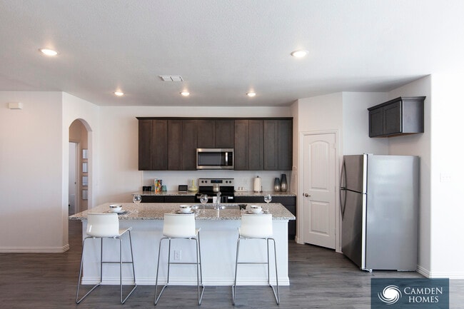 Photo - 163 Yale Ave House