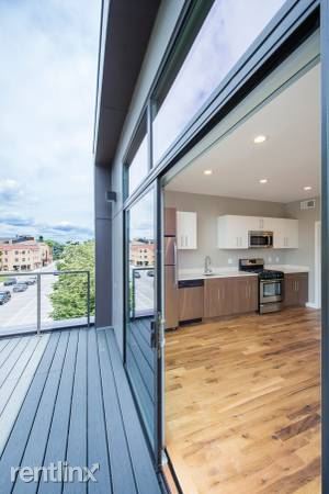 Foto principal - 2534 S Kinnickinnic Ave