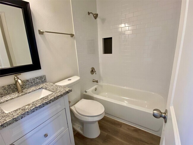 Building Photo - 5217 Malmedy Rd