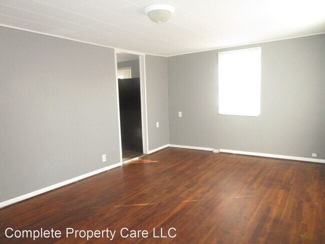 Building Photo - 2 br, 1 bath House - 2120 E Princeton Ave.