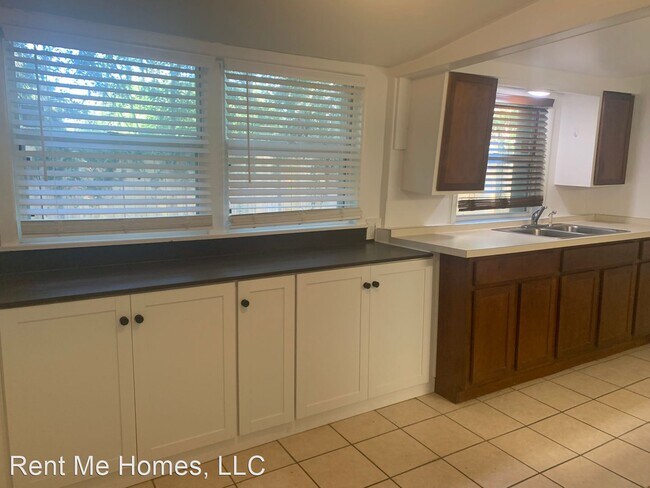 Foto del edificio - 1 br, 1 bath House - 78 Mound Ave.