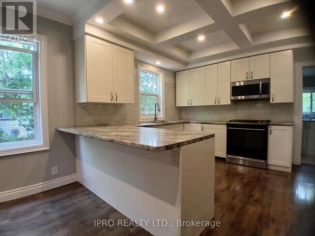 Photo du bâtiment - 49 E 9th St