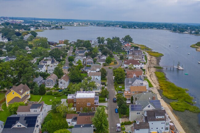 Building Photo - 45 Harborview Ave