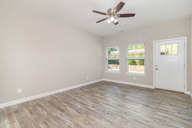 Foto del edificio - 5559 Limaburg Rd