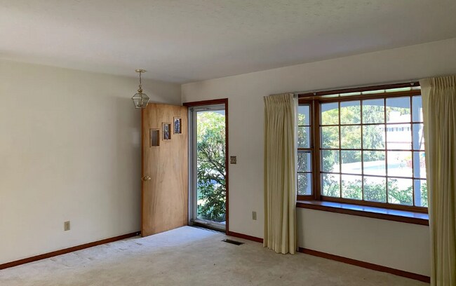 Foto del edificio - Charming 3 Bedroom 1.5 Bath Home