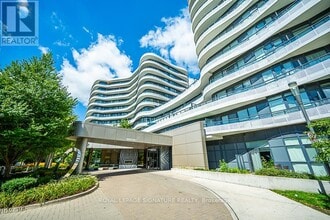 Building Photo - 99-899 The Donway W